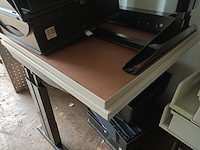 Diverse bureaus - afbeelding 6 van  6