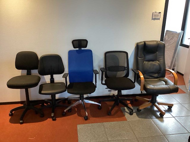 Diverse bureaustoel (5x) - afbeelding 1 van  4