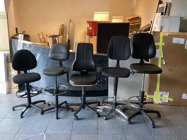 Diverse bureaustoel hoog model (5x) - afbeelding 1 van  5