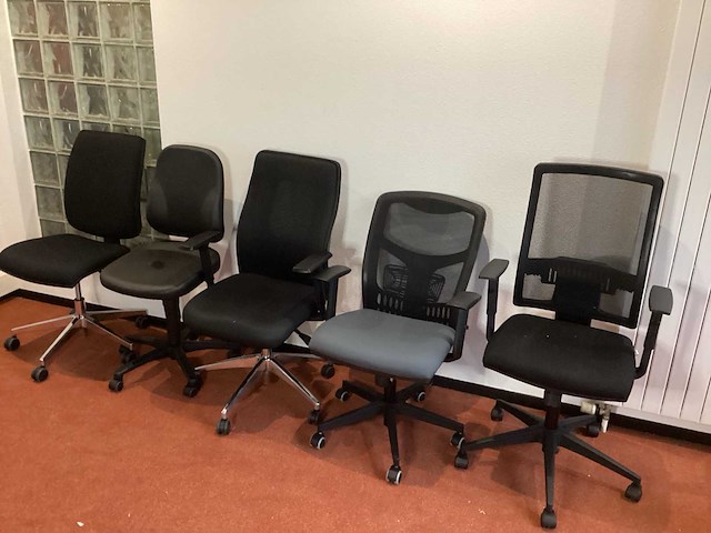Diverse bureaustoelen (5x) - afbeelding 1 van  4
