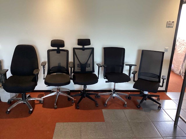 Diverse bureaustoelen (5x) - afbeelding 1 van  5
