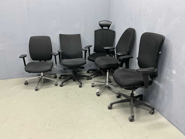 Diverse bureaustoelen (5x) - afbeelding 1 van  9