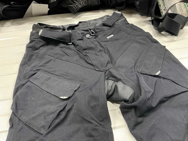 Diverse buse motorbroek 54, 80 (2x) - afbeelding 6 van  9