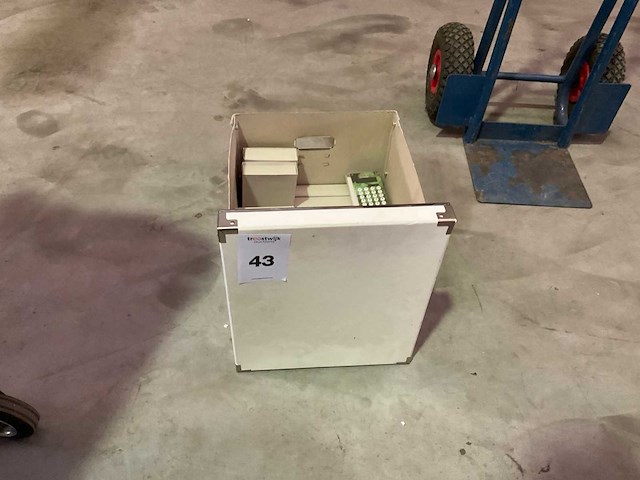 Diverse calculators - afbeelding 2 van  2