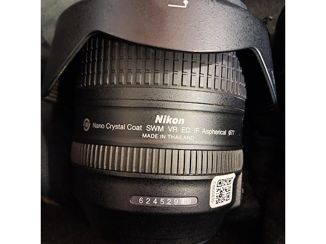 Diverse camera lenzen in koffer - afbeelding 3 van  10