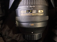 Diverse camera lenzen in koffer - afbeelding 8 van  10