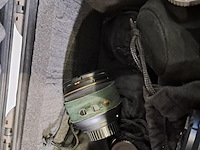 Diverse camera lenzen in koffer - afbeelding 2 van  14