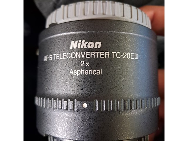 Diverse camera lenzen in koffer - afbeelding 4 van  14