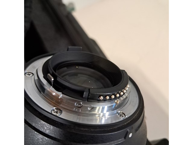 Diverse camera lenzen in koffer - afbeelding 5 van  14