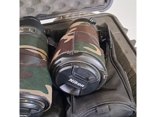 Diverse camera lenzen in koffer - afbeelding 8 van  12