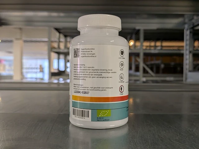 Diverse capsules & gedroogde kruiden, o.a. vitanics, purason - afbeelding 3 van  5