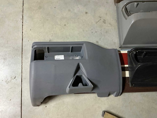 Diverse caravan bumperonderdelen (5x) - afbeelding 2 van  8