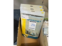 Diverse caravan voortent toebehoren - afbeelding 2 van  5