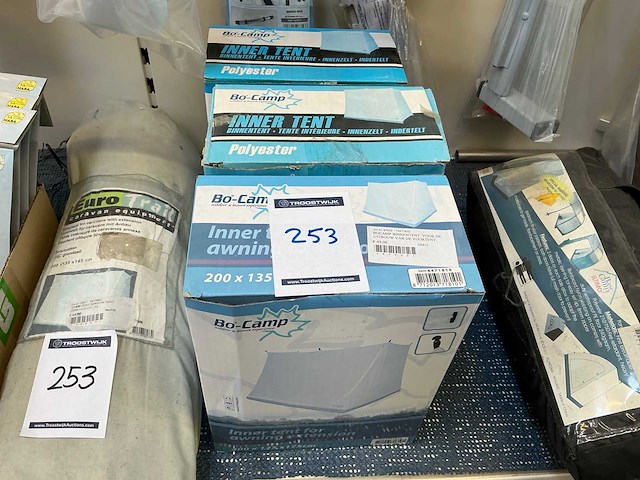 Diverse caravan voortent toebehoren - afbeelding 4 van  5