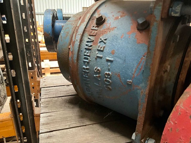 Diverse casing-/drill pipe elevators - afbeelding 9 van  9