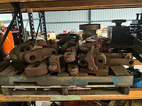 Diverse casing-/drill pipe elevators - afbeelding 6 van  7