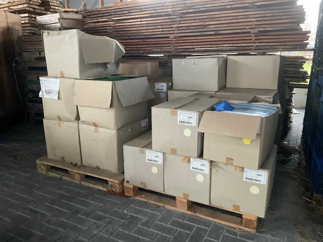 Diverse champignonsbakjes - afbeelding 1 van  8