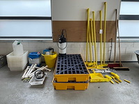Diverse chemie uitrusting