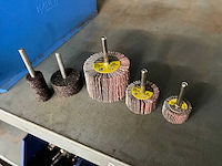 Diverse chuurlamellen - afbeelding 2 van  3