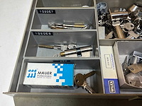 Diverse cilinders met bijbehorende sleutels - afbeelding 11 van  15