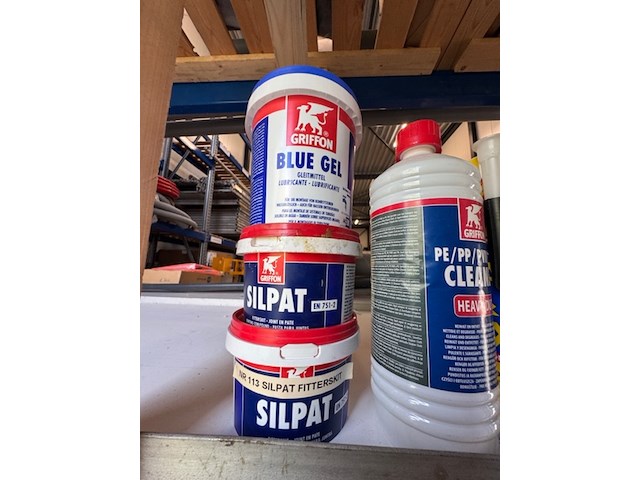 Diverse cleaner, kit en pu-foam - afbeelding 2 van  6