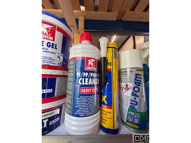Diverse cleaner, kit en pu-foam - afbeelding 3 van  6