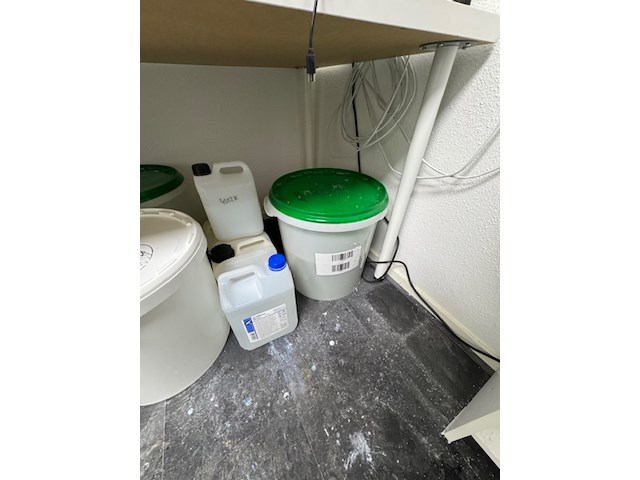 Diverse coatings en grondstoffen - afbeelding 4 van  5