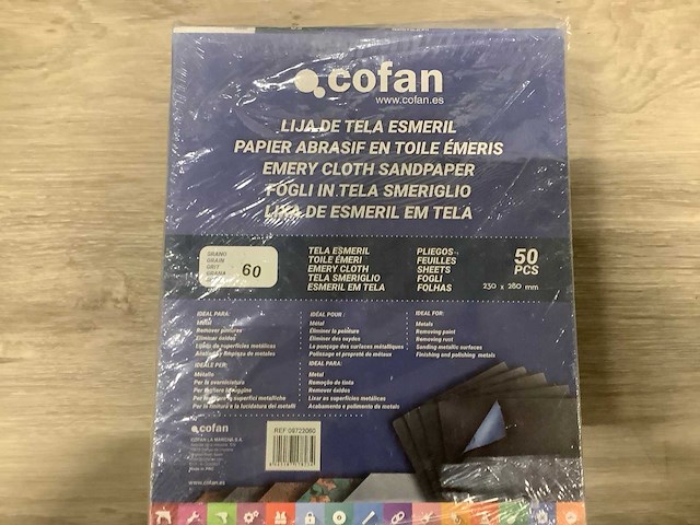 Diverse cofan schuurpapier (300x) - afbeelding 2 van  5