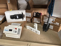 Diverse communicatie-/ monitoringmodules voor zonnepaneelinstallaties - afbeelding 1 van  8