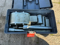 Diverse compressor onderdelen en gereedschap, folie - afbeelding 9 van  10