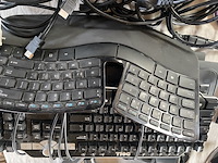 Diverse computer benodigdheden nieuw en gebruikt - afbeelding 12 van  12