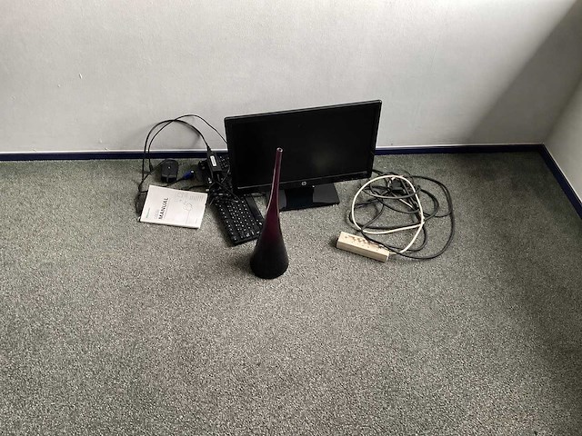 Diverse computer en kantoor onderdelen - afbeelding 2 van  5
