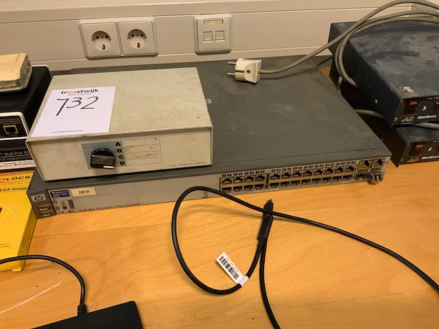 Diverse computerapparatuur - afbeelding 3 van  4