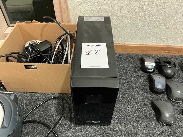 Diverse computeronderdelen - afbeelding 8 van  10