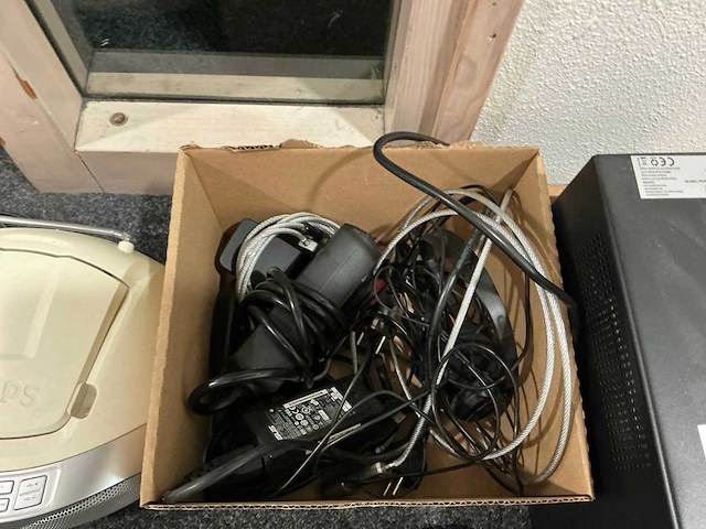 Diverse computeronderdelen - afbeelding 9 van  10