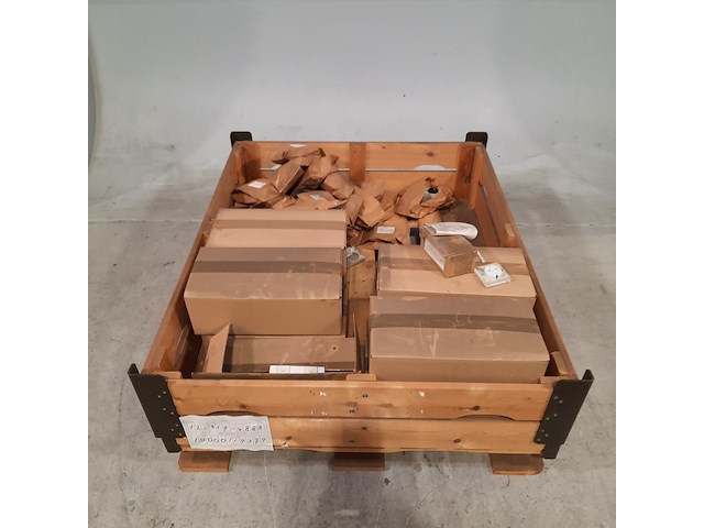 Diverse contactdozen - afbeelding 1 van  7