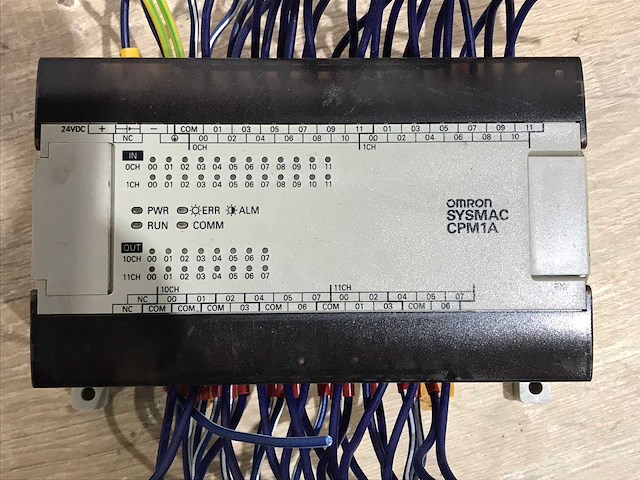 Diverse controllers - afbeelding 6 van  9