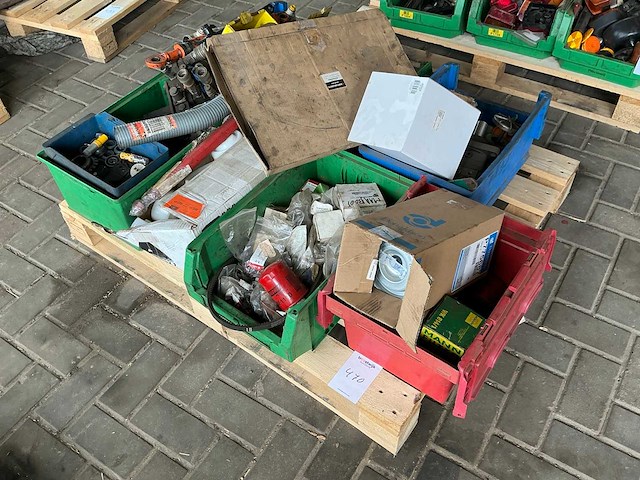Diverse conver / maaibootonderdelen - afbeelding 1 van  5