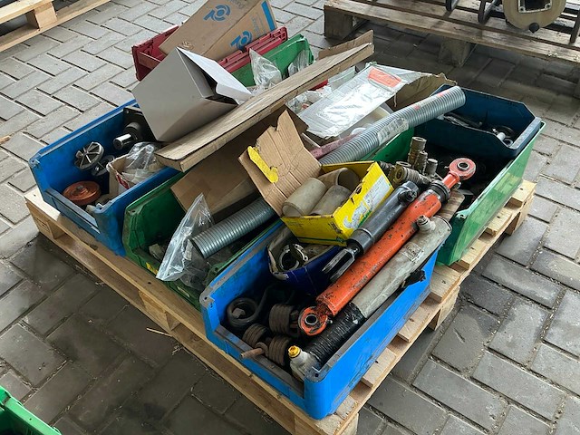 Diverse conver / maaibootonderdelen - afbeelding 3 van  5