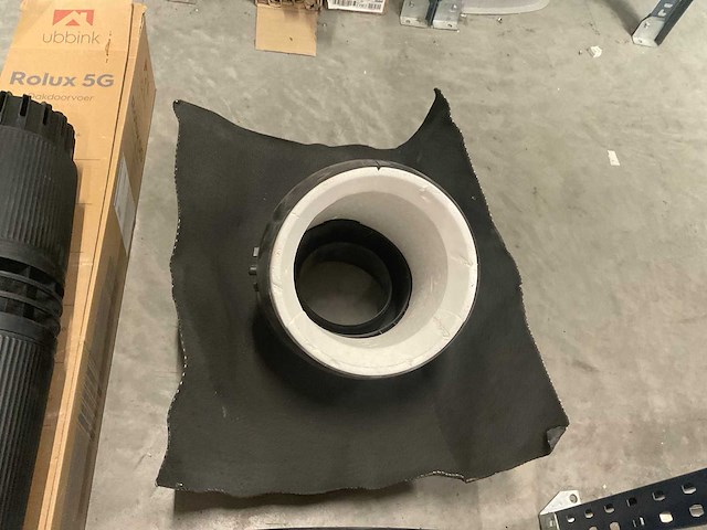 Diverse dakdoorvoeren (3x) - afbeelding 2 van  5