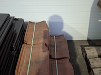 Diverse dakpannen op pallet - afbeelding 6 van  9