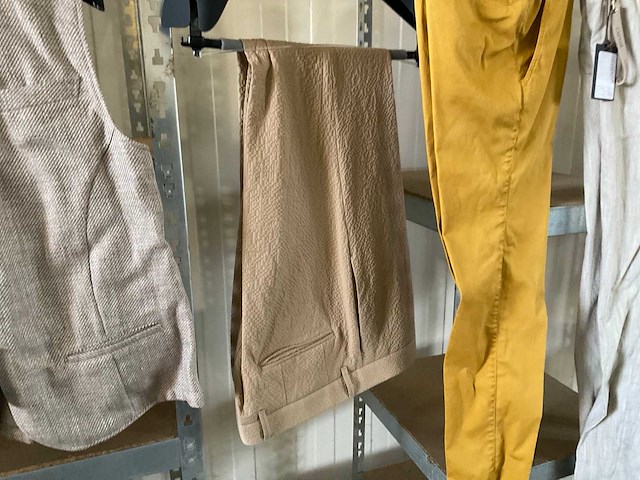 Diverse dames kleding - afbeelding 3 van  5