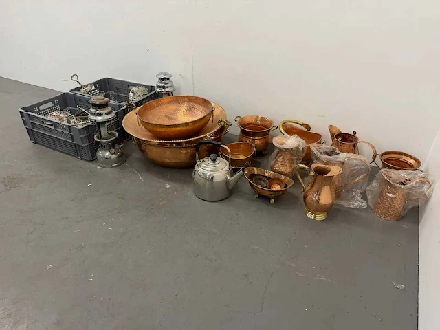 Diverse decoratiemateriaal - afbeelding 1 van  5