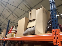 Diverse decoratiematerialen - afbeelding 1 van  6