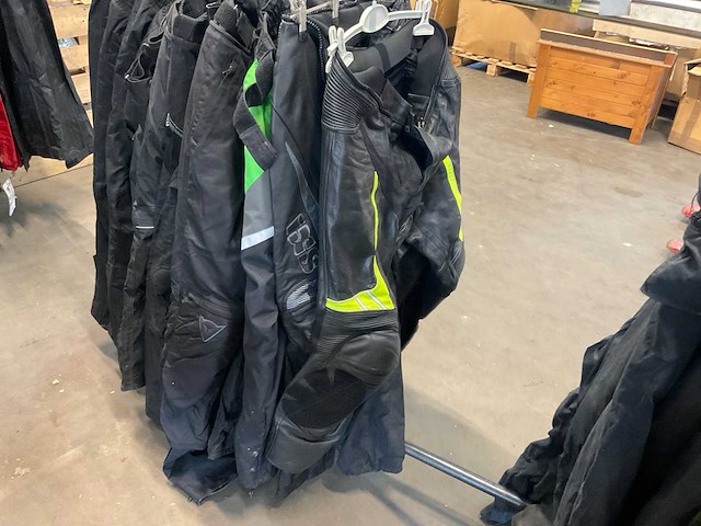 Diverse defender, ixs, cypro, büse, mqp motorbroeken (27x) - afbeelding 15 van  20
