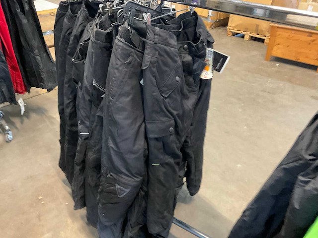 Diverse defender, ixs, cypro, büse, mqp motorbroeken (27x) - afbeelding 19 van  20
