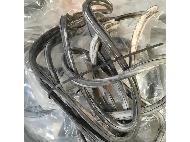 Diverse deur rubbers, o.a. daf - afbeelding 6 van  6