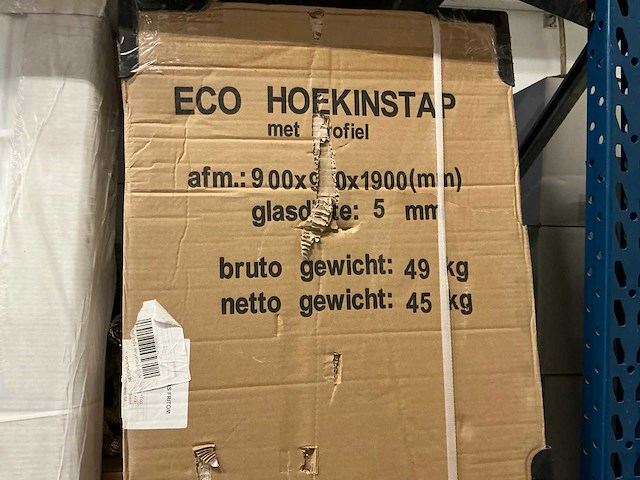 Diverse deuren/radiatoren/spiegel/toilet/douchegoot/overig (9x) - afbeelding 8 van  14