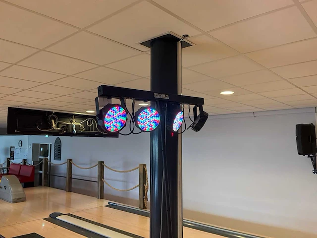 Diverse disco- en feestverlichting - afbeelding 7 van  11