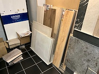 Diverse displaykasten met samples - afbeelding 6 van  6